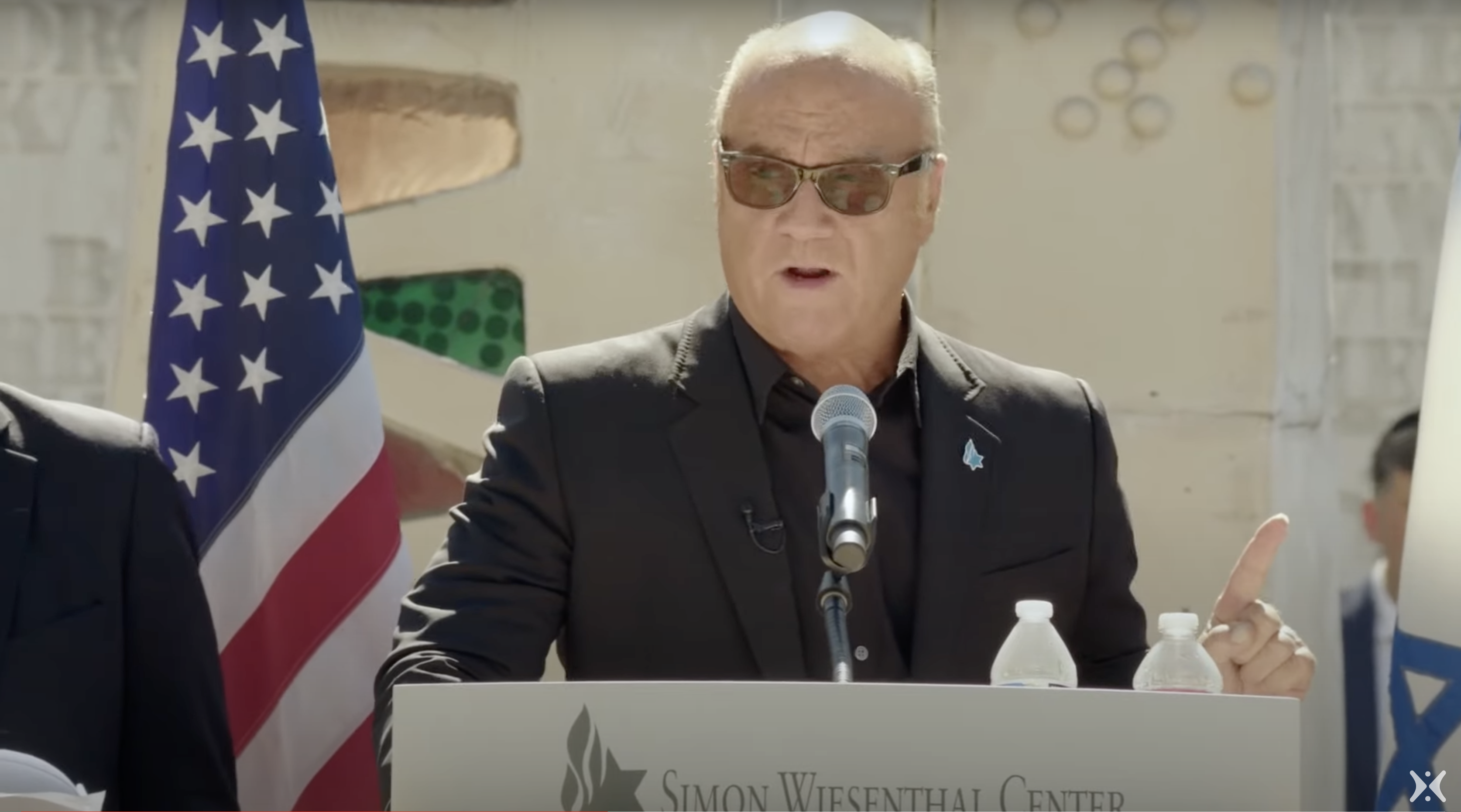 Pastor Greg Laurie speaking at the Simon Wiesenthal Center during the rally for Israel